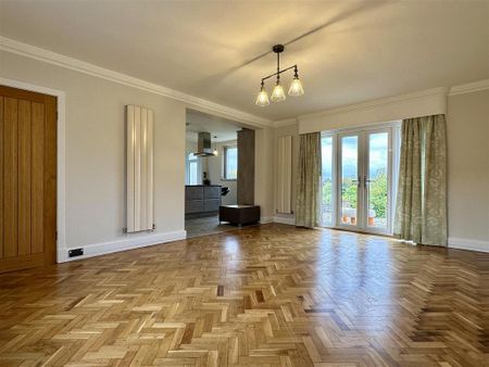 5 bedroom detached house to rent - Photo 4