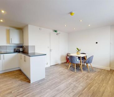 1 bedroom in a house share to rent - Photo 5