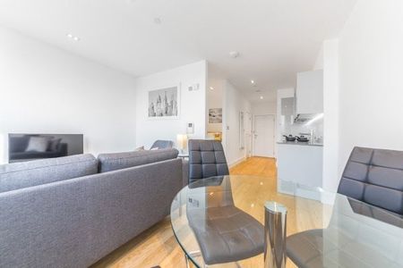 Essex House, Fairfield Road, Brentwood, CM14 4BU, Property for rent - Photo 5