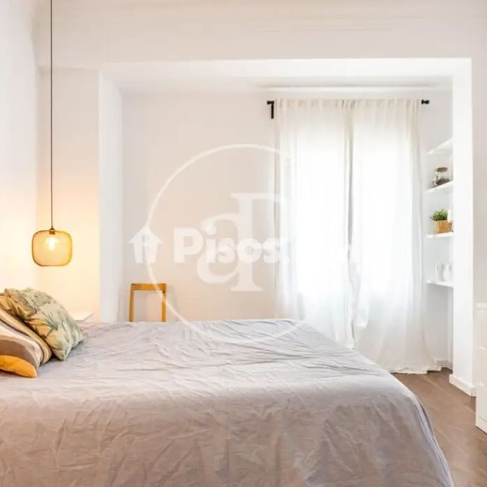 Apartamento en alquiler en Russafa - Photo 1