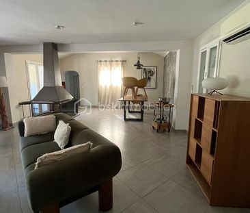 Maison de 186,19 m² à Grans - Photo 1