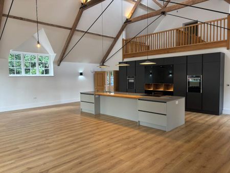 6 bedroom detached house to rent - Photo 4