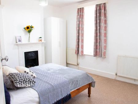 3 bedroom house to rent - Photo 2