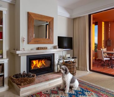 Middle Floor Apartment in Benahavís - Photo 5