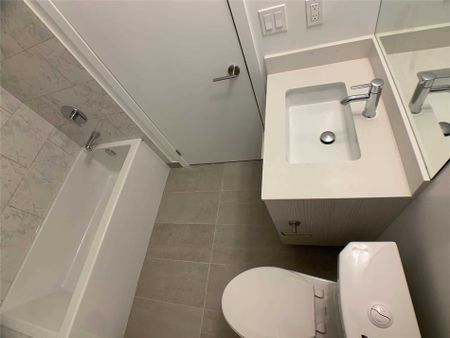 For Lease - 32 Forest Manor Road Unit# 405, Toronto, Ontario - Photo 4