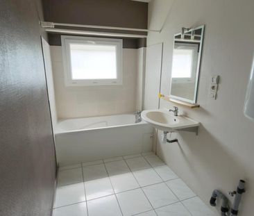 Location Appartement 3 pièces 69m² ANGERS 49000 - Photo 4