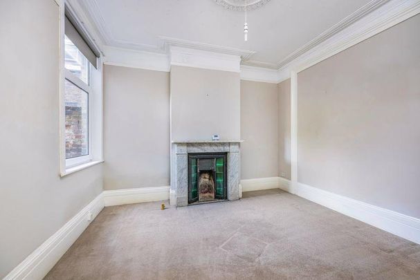 3 bedroom terraced house to rent - Photo 1