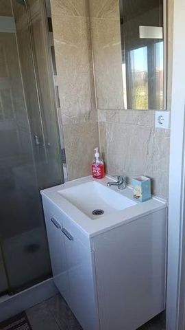 Calle Virgen de la Alegría, Madrid, Community of Madrid 28027 - Foto 4