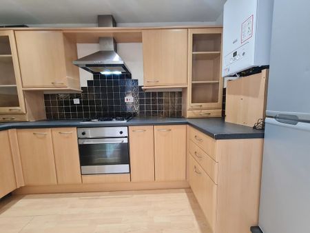 2 bedroom apartment to rent - Photo 5