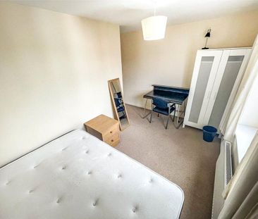 4 bedroom house to rent - Photo 1