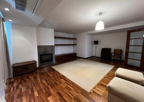 Apartamento T3 Duplex em pleno centro da cidade na Urbanização da Forca - Aveiro