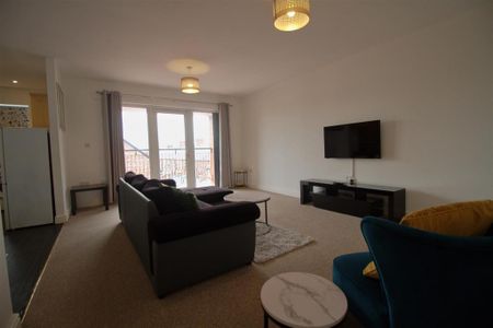 2 bedroom apartment to rent - Photo 2