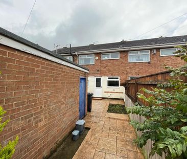3 bedroom property to rent - Photo 3