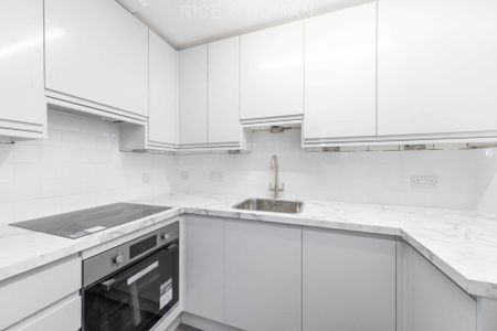1 Bedroom Apartment, Holly Court – Leatherhead - Photo 3