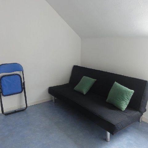 Location Appartement 1 pièce 11m² LE CREUSOT 71200 - Photo 1