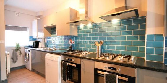 1 bedroom in a house share to rent - Photo 3