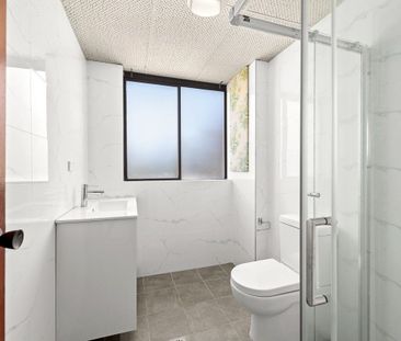 Sun-Drenched Beachside Living with Stunning Water Views - Photo 6