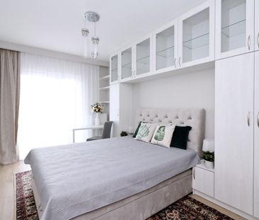 Nowe,umeblowane 2 pokoje 53m2 z balkonem i garażem - Photo 2