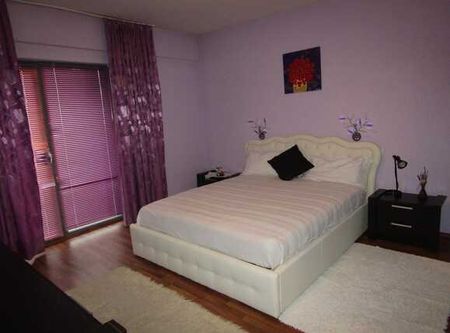 Apartament 3 camere, 88 mp, terasa de 15 mp, parcare, zona Piata 1 Mai - Fotografie 2