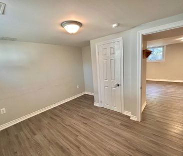For Lease - 439 Gibbons Street Unit# Basement, Oshawa, Ontario - Photo 2