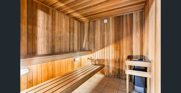 Resort-Style Living with Sweeping Views from Bay to City. - Photo 1