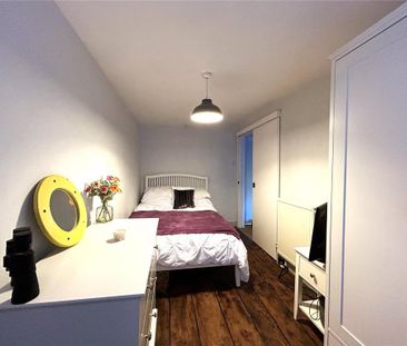 2 bedroom terraced house to rent - Photo 4