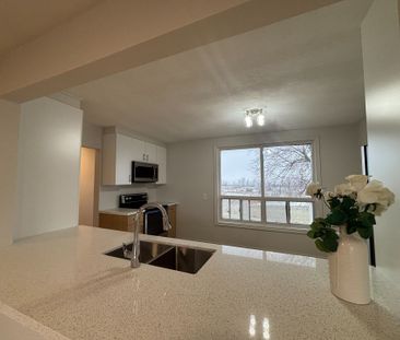 For Lease - 4085 King Street Unit# # 1 Upper Level, Caledon, Ontario - Photo 6