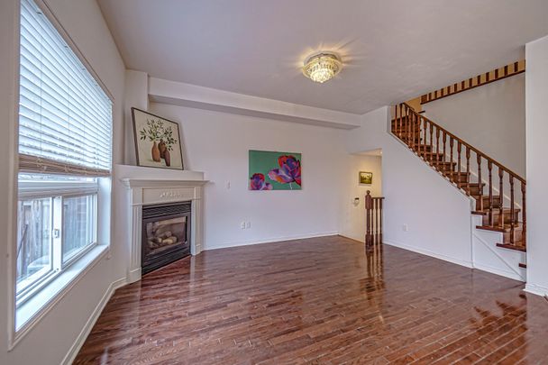 For Lease - 232 Madison Heights Boulevard, Markham, Ontario - Photo 1