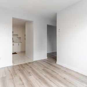 Grand 3 Chambres Lumineux à Louer - Photo 3