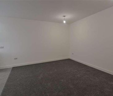 South Parade, Whitley Bay, NE26 - Photo 4