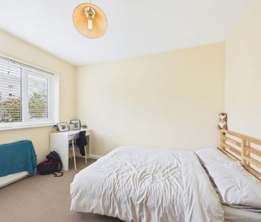 3 bedroom terraced house to rent - Photo 6