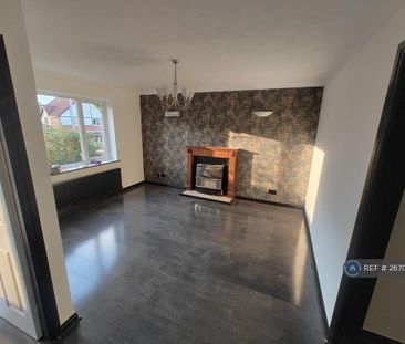 3 bedroom detached house to rent - Photo 2