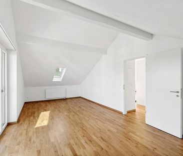 frisch sanierte Dachwohnung in ruhiger Liegenschaft - Photo 6