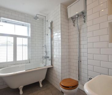 3 bedroom semi-detached house to rent - Photo 6