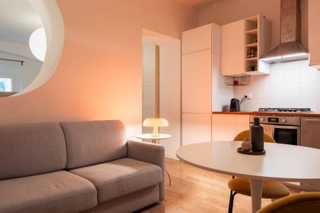 Via Cerano, Milan, Lombardy 20144 - Photo 2