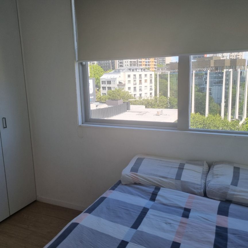 Volt Apartments - Fully Furnished 2 Bdrm With Car Park - Photo 1