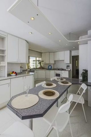 Carrer d'Alvaro de Bazan, Valencia, Valencian Community 46010 - Photo 4