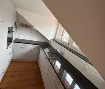 2.5 Zimmer, 2. Stock - Photo 1