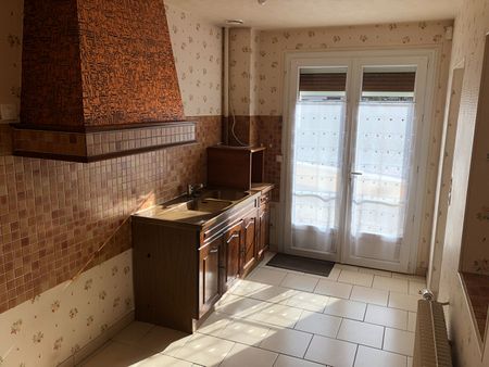 Location Maison 4 pièces 96m² - Photo 3