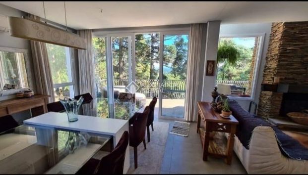 Casa em Condomínio com 5 quartos e 480m² para alugar em Centro, Canela. - Photo 1