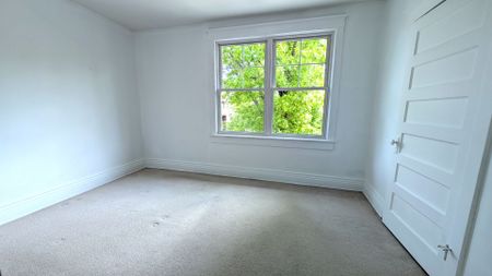 For Lease - 186 Roslin Avenue Unit# M4N 1Z6, Toronto, Ontario - Photo 3