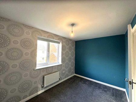 2 bedroom townhouse to rent - Photo 3