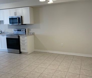 For Lease - 224 Dalgleish Trail, Hamilton, Ontario - Photo 4