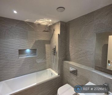 1 bedroom flat to rent - Photo 6