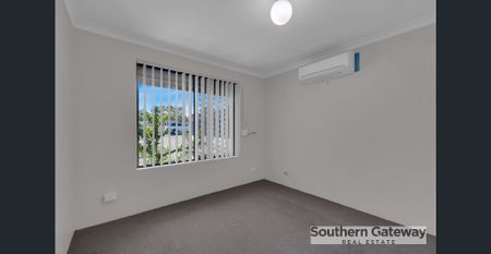 NEAT AND COMFORTABLE 3 X 1 - Photo 3