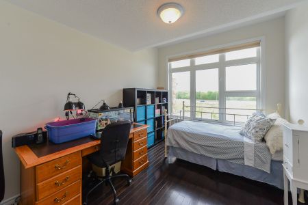 For Lease - 108 Rougeview Park Crescent, Markham, Ontario - Photo 4