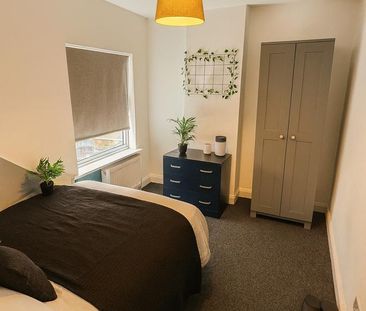 4 bedroom house to rent - Photo 2