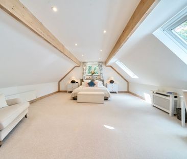 6 bedroom detached house to rent - Photo 5