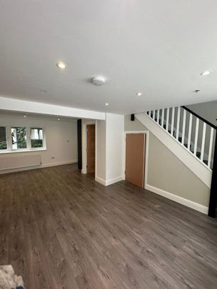 House share to rent - Photo 1