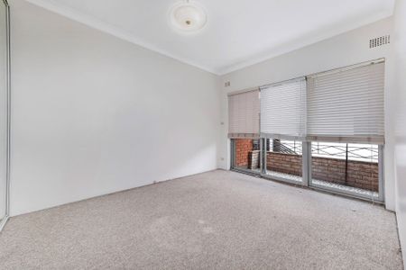 Unit 1/4 Noble Street, - Photo 4